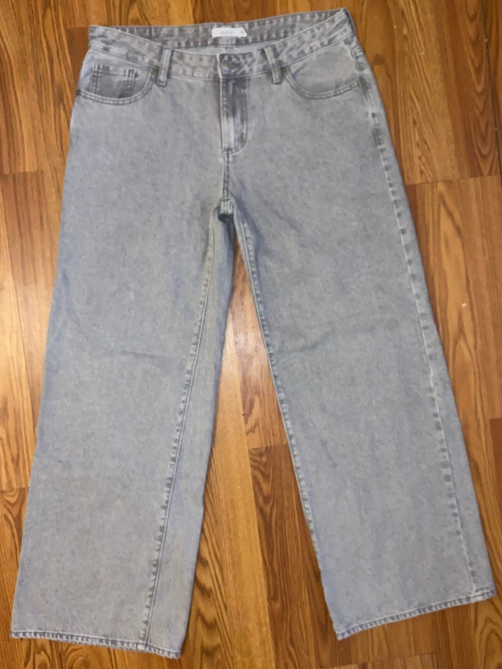 S.O.N.G. Denim | Light Gray Wash Wide/Straight-Leg Jeans | Women’s Size 9/29